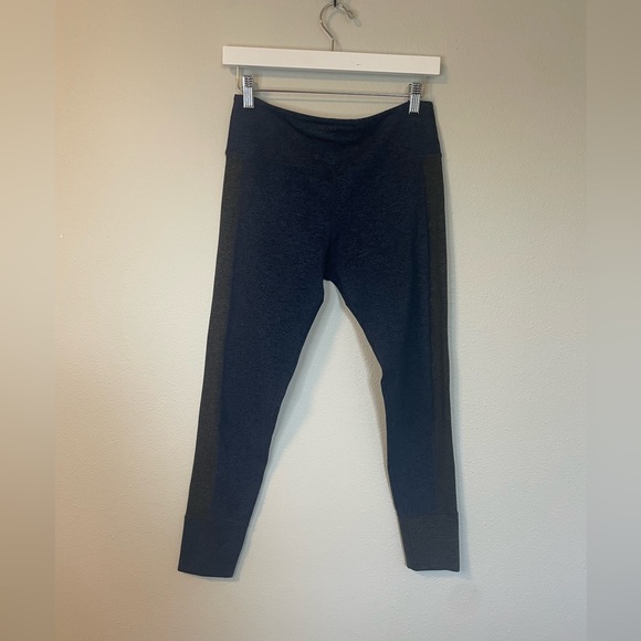 Vuori Color Block Leggings - Picture 2 of 6